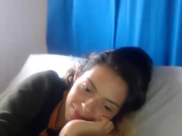 Vídeo sexo safado morena peituda transando no pelo